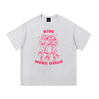 KISS MORE GIRLS Cowgirls Oversize Signature Tee ~ GAYSBIE