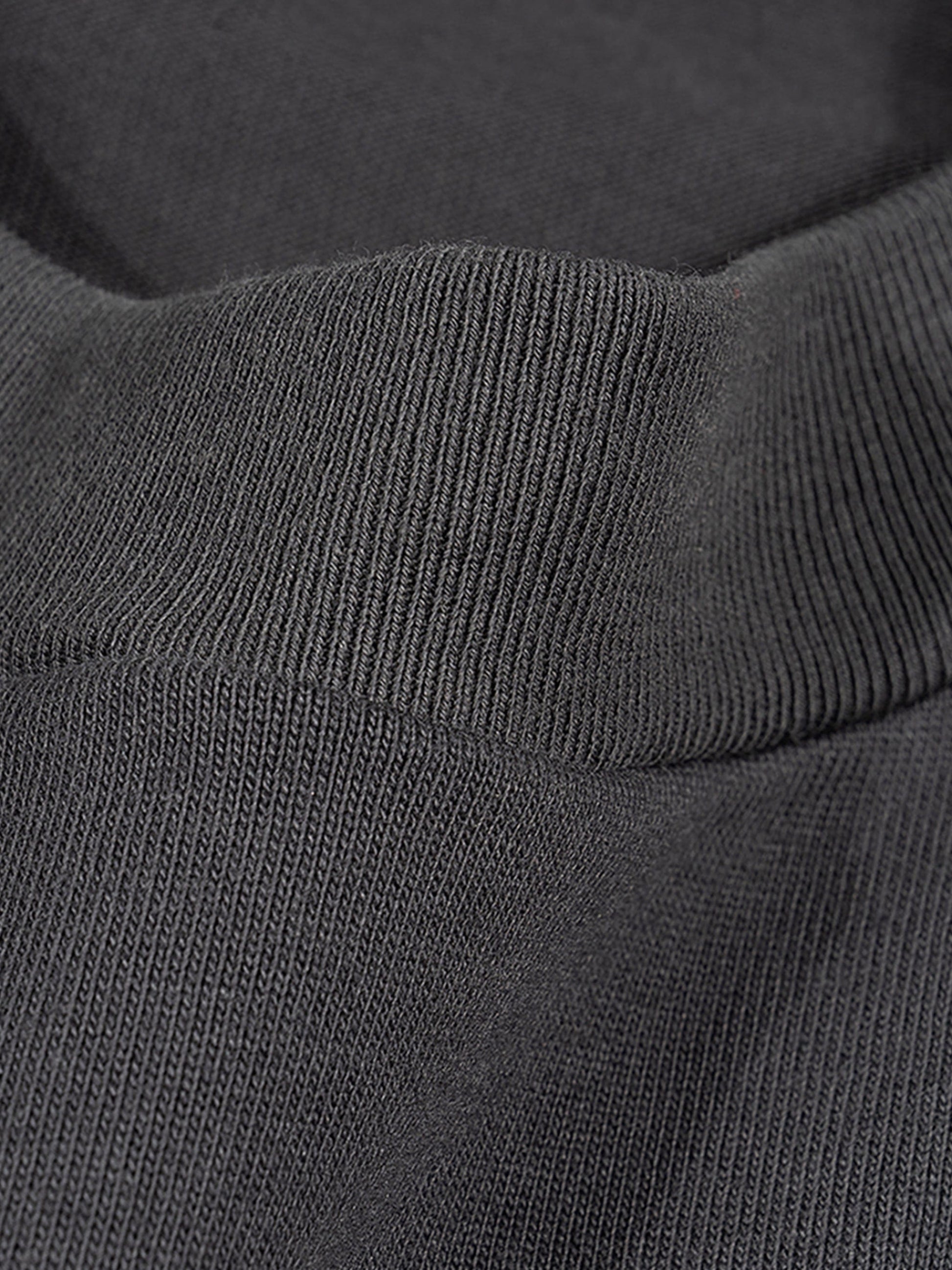 GAGGING Micro Ribbed Boxy Tank ~ GAYSBIE PREMIUM MATERIALS